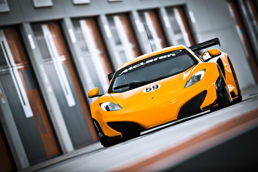  McLaren MP4-12C GT3 2011 года  (фото 20 из 107)